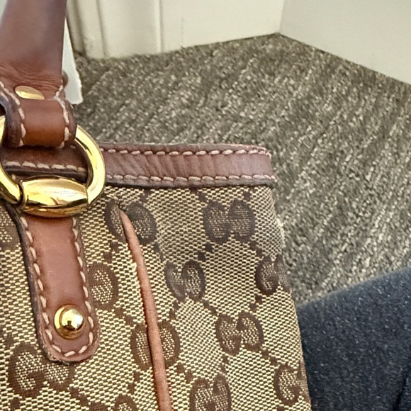 Gucci Brown GG Canvas Tote - Picture 3 of 15